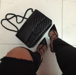 chanel-and-louboutins:  Evalisha._