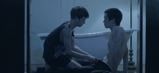 asianboysloveparadise:  Thai Gay Movie: คืนนั้น - red Wine in the dark Night  Watch it here: http://youtu.be/4O0_M9RkREI   Can’t wait for the movie to be available online!