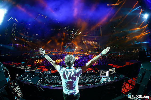 i-love-summer-festivals:  Armin van Buuren by Rudgr on Flickr. 