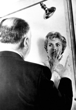  Director Alfred Hitchcock directing Janet Leigh in the famous shower scene from Psycho (1960) 