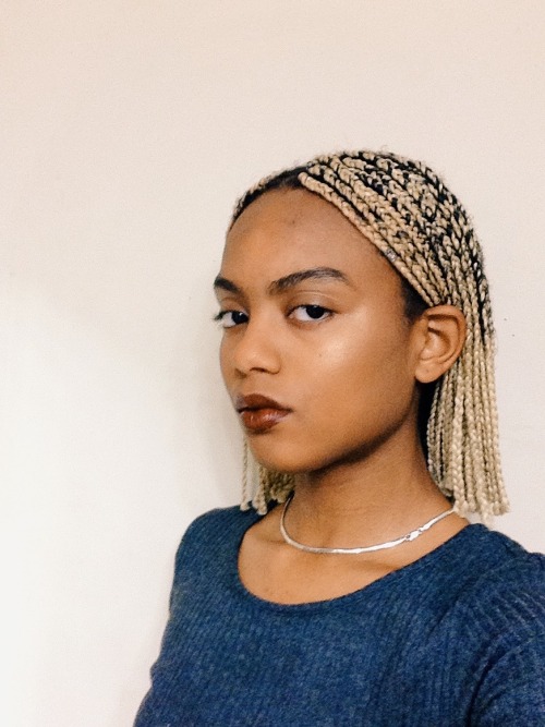 sensitiveblackperson:  Normal self head shots