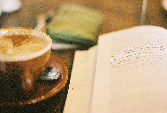 beckisbookshelf:  by flickrjo. 
