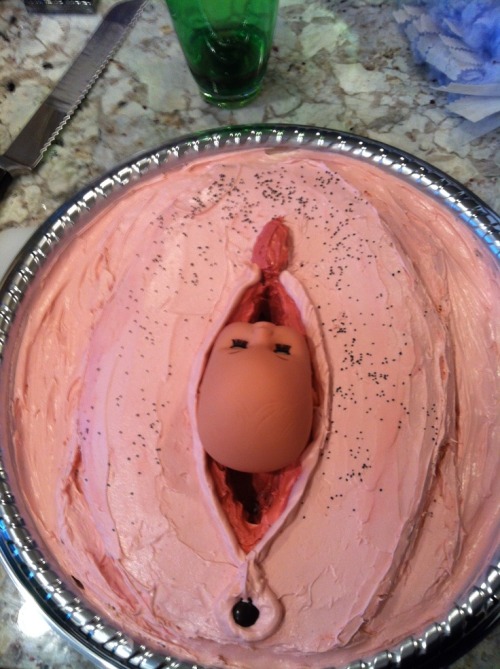 umbreeons:   “Baby Shower Cakes” porn pictures