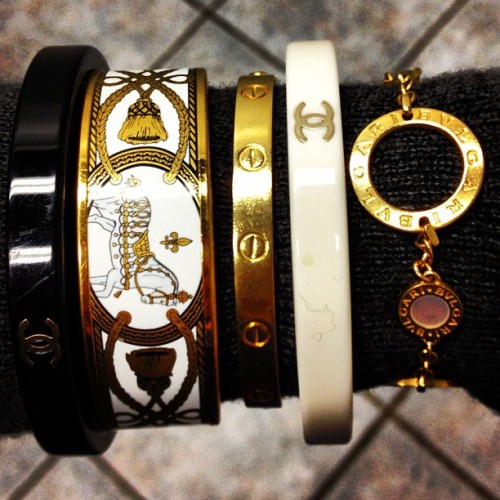 caligurls25:  Aggressive #chanel #hermés #cartier #bvlgari #bangles #od #bye by samantha_garson