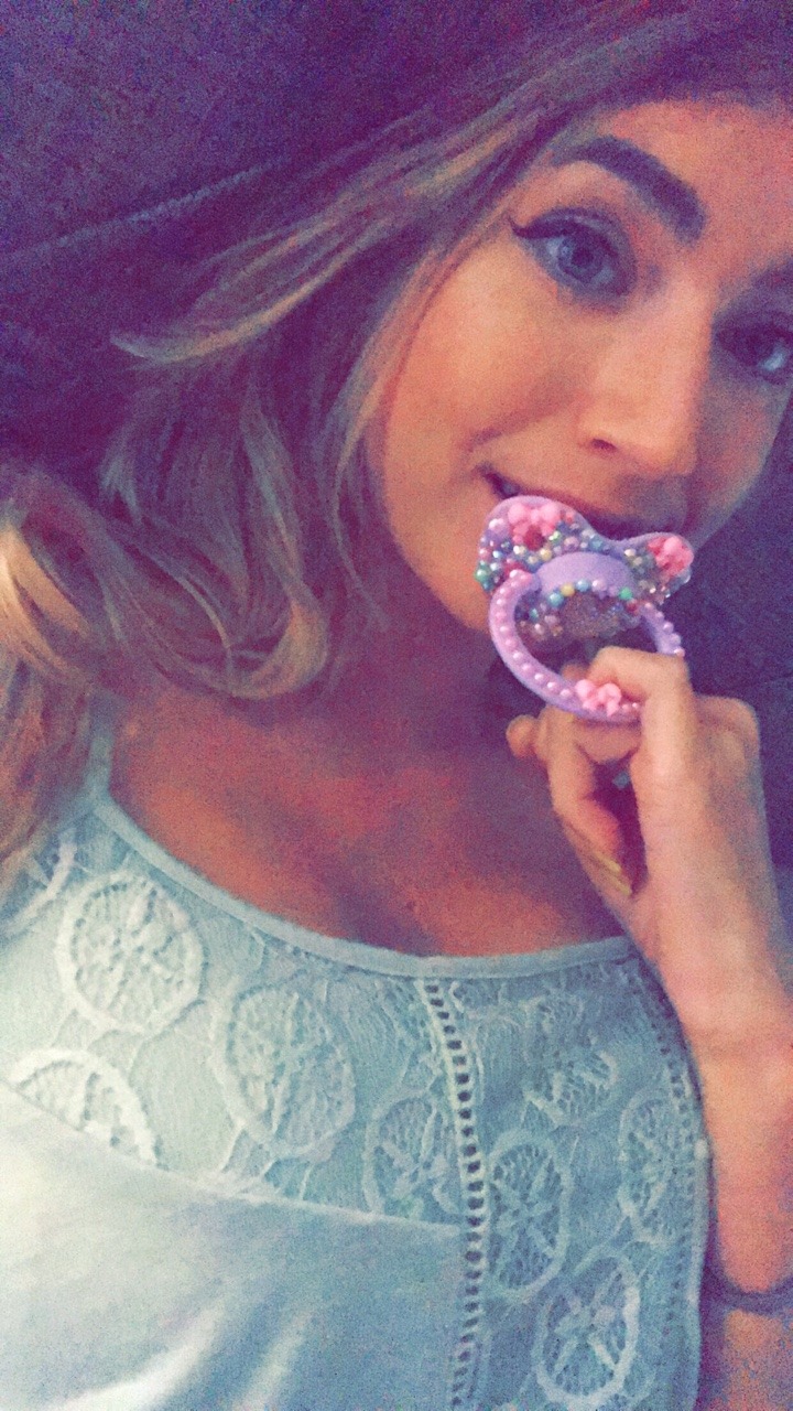 kayleeheartkins:  Any dumb babies out there?  Use my code “Kayleeheart” to get