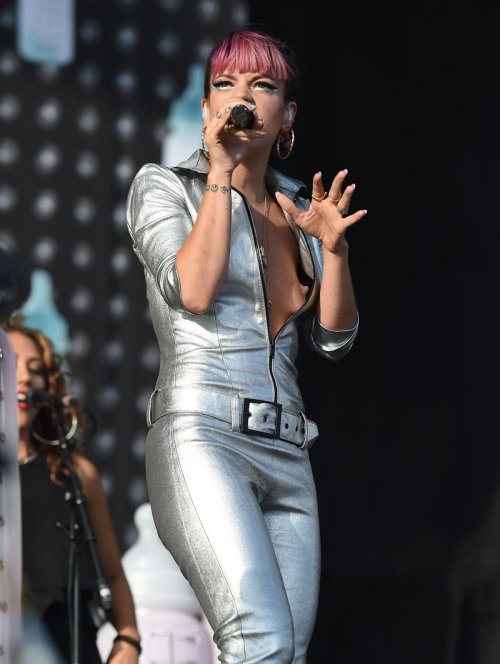 celebritynippleslips: Lily Allen slipped a nipple when she was at the V Festival in the United Kingd