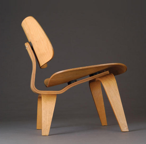 Ray &amp; Charles Eames, LCW - Lounge Chair Wood, 1945. Made for Herman Miller, Grand Rapids, MI. Ph