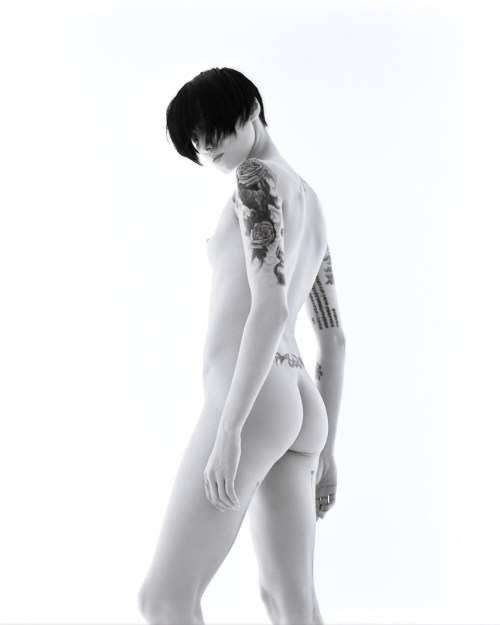 paolofurla: shorthairchicks: Rose Tattoo ❤️❤️