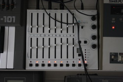 jordanssynths:Frostwave Fat Controller, Analog Sequencer.