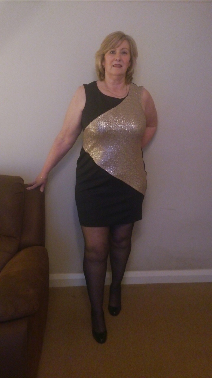 oh my goodness - a sexy mature thick woman with her legs spread urging me to cum
