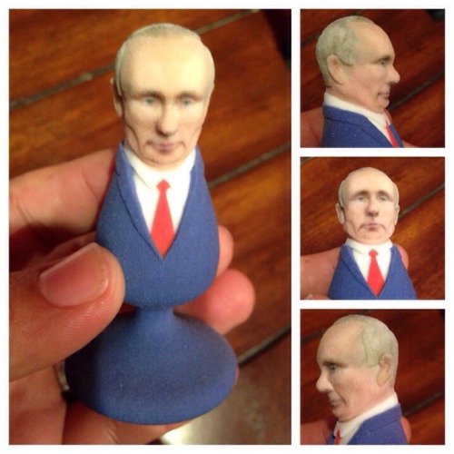 3D printed Putin butt plug. I can’t make this shit up, folks.