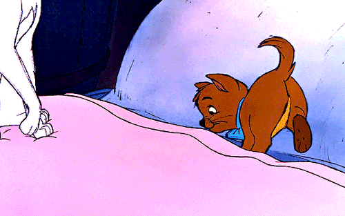 vintageblr:ONE HUNDRED AND ONE DALMATIANS (1961)THE ARISTOCATS (1970)