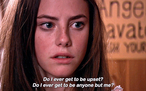 da-venzi:- Why bother? - With what?- Caring about people.- You don’t fool me, Effy Stonem.EFFY STONE
