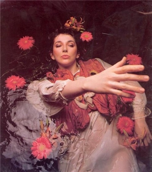 carmidoll:  Kate Bush as Ophelia