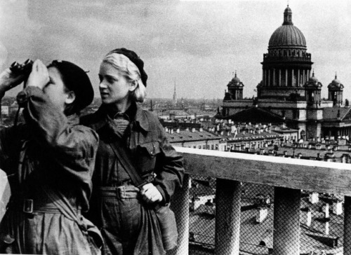 ruscatontheroof:Siege of Leningrad (8.09.1941-27.01.1944)Блокада Ленинграда (8.09.1941-27.01.1944)