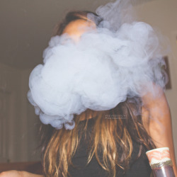 veeveeganja:I love exhaling big smoke clouds