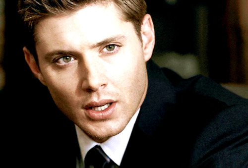 jensen-jay:Supernatural | 2x07 - The usual suspects  