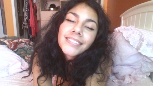 gypseyprincess:  last few pictures i took on my computer before my charger decided to be a cunt :p