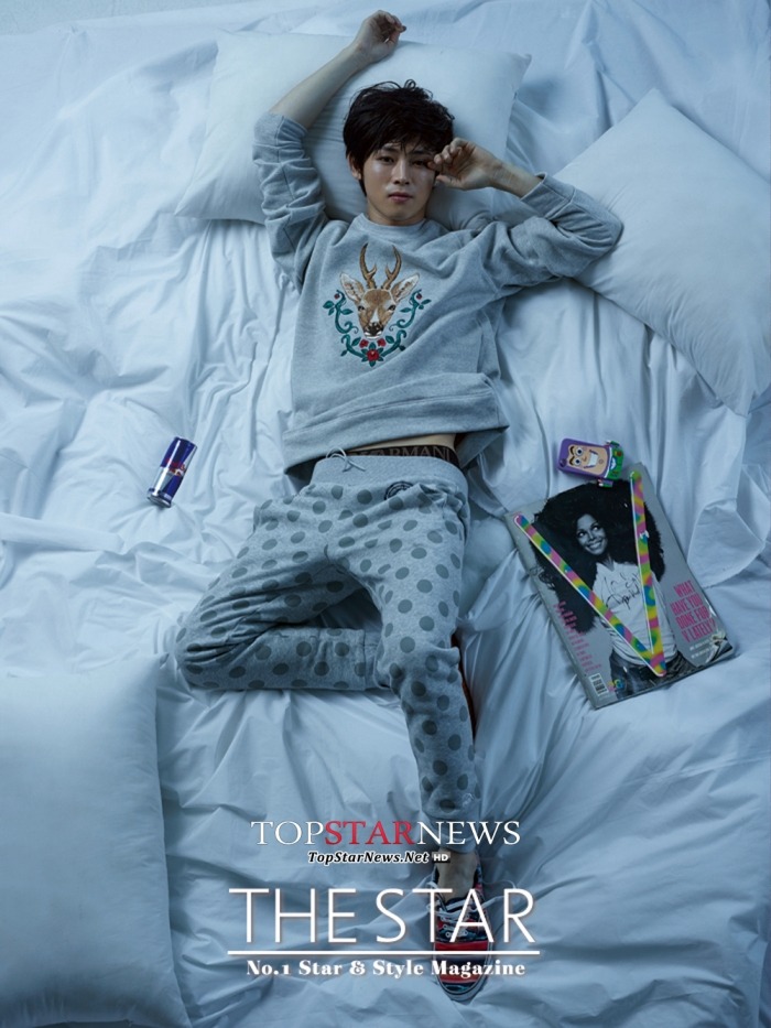 yourmomentofkpop:  Ode to The Star magazine’s bed photos. I. Hongbin of VIXX II.