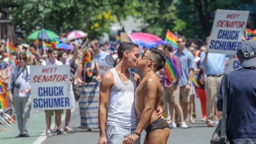thegaydarradar:  Happy first day of pride
