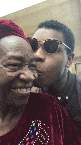 jawnbaeyega:John Boyega kissing his grandmother is so pure ❤