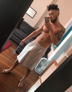 briannieh:‪Finally crawled out of bed 😬😬