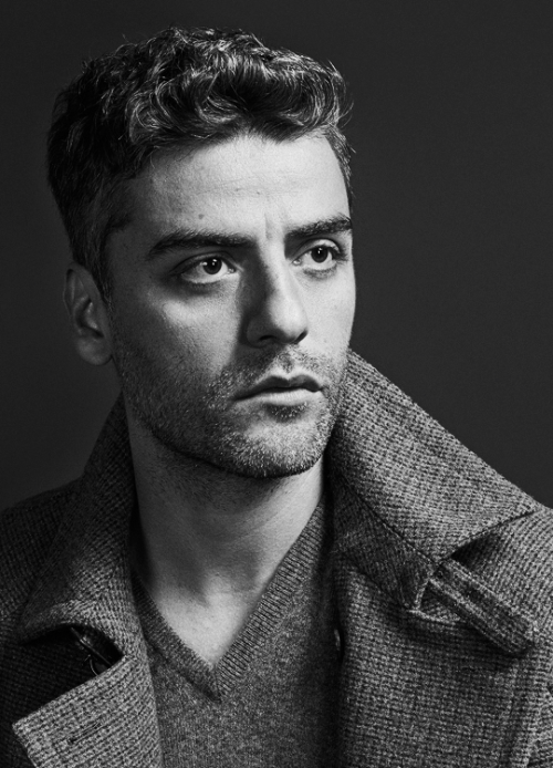 waititi:Oscar Isaac ©David Slijper // Esquire