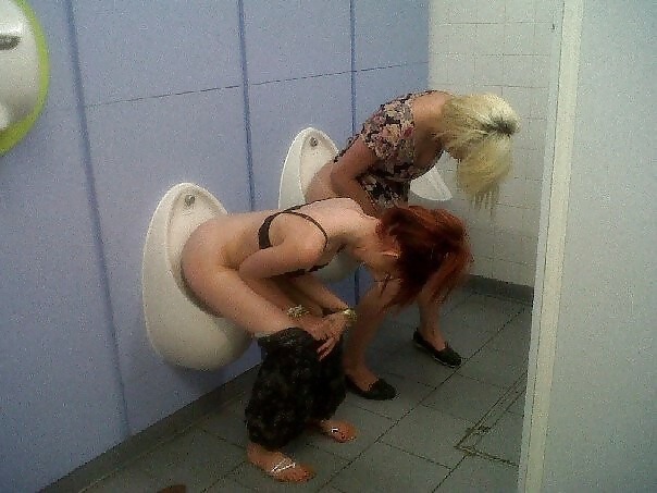 britishslutsuk:  British cock suckersWatch live sex on webcam!Create a free account!http://ow.ly/KyxfF