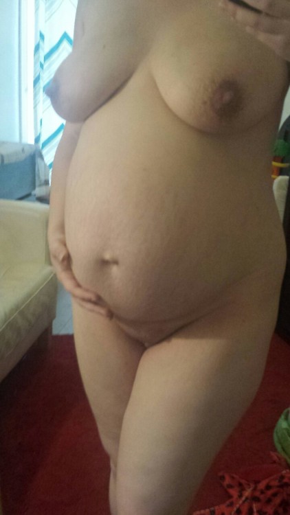 Porn photo hordegirl69:  7 months pregnant and freshly