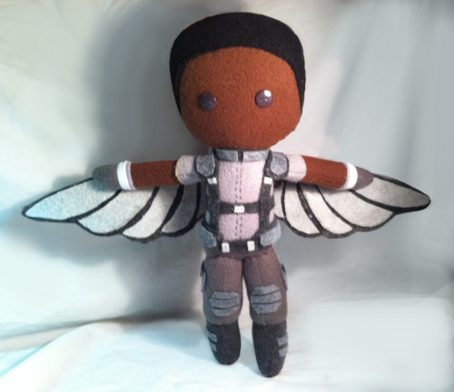 minim-calibre:thingsfortwwings:[Image: A felt Sam Wilson doll wearing a grey and white version of hi