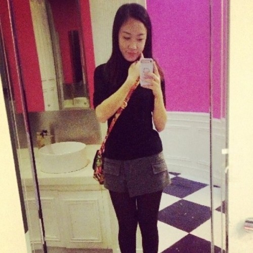 黑丝裤袜美女
