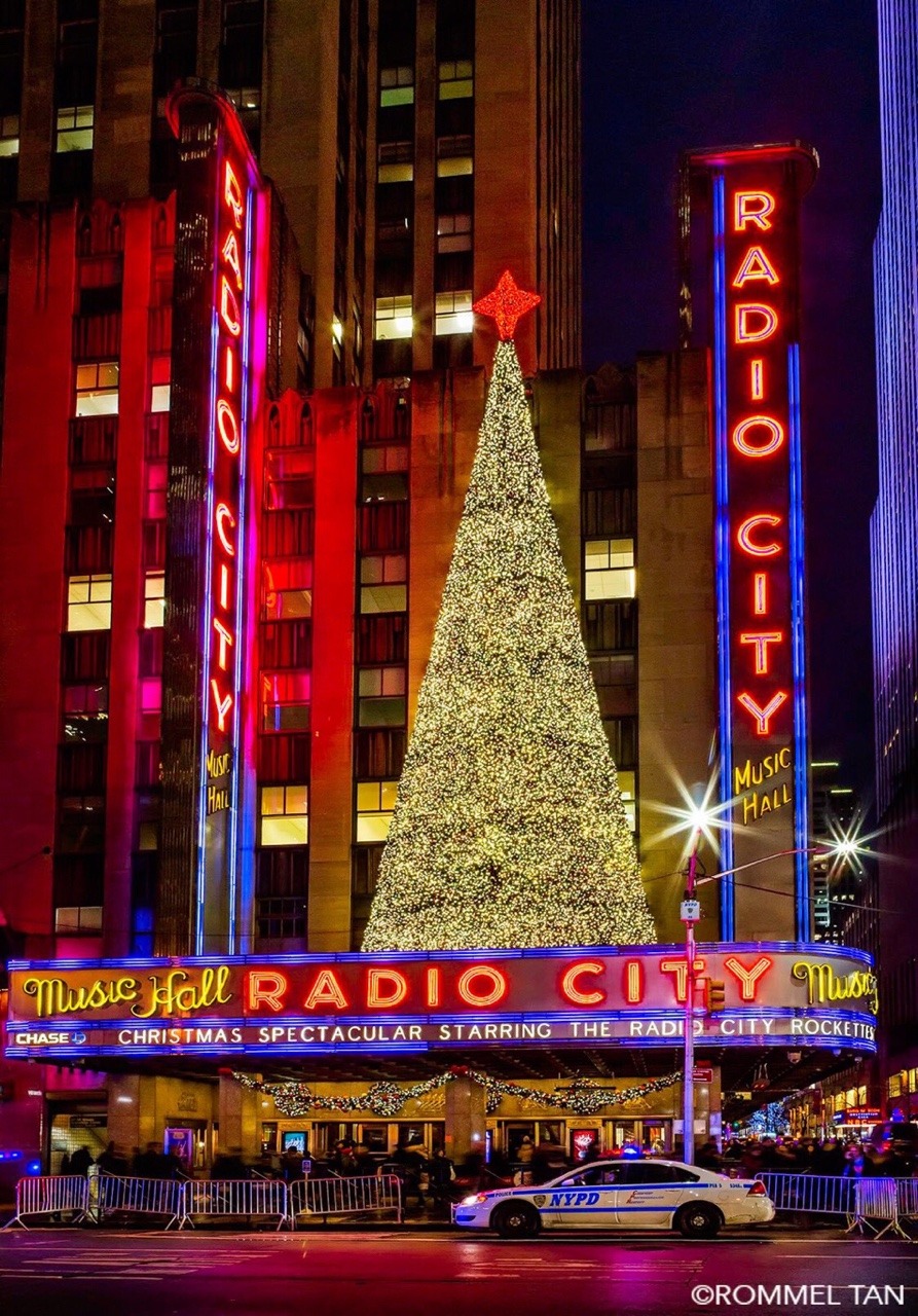 Radio City Music Hall Christmas Tree by Rommel Tan rtanphoto