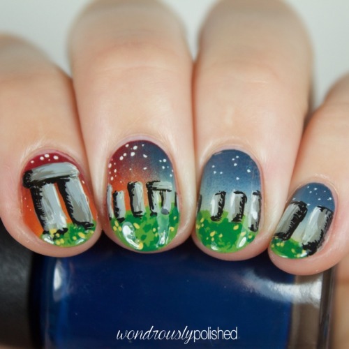 Outlander inspired nail art for Digital Dozen Fandom week! www.wondrouslypolished.com/2015/06