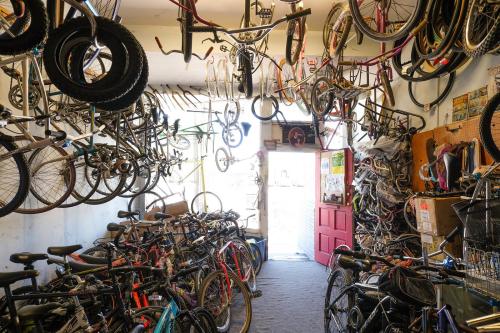 bicyclealpaca:Atomic Cycles
