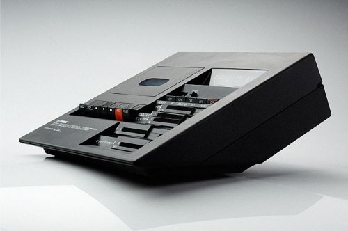 Yamaha // Cassette Deck TC-800GL (1974)Design by Mario Bellini