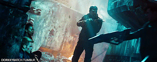 stephenstrvnge:  Khan + Gun 