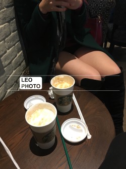 leophoto:  星巴克光腿露出