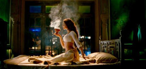 brownlovewitch: Goliyon Ki Raasleela Ram-Leela (2013) dir. Sanjay Leela Bhansali