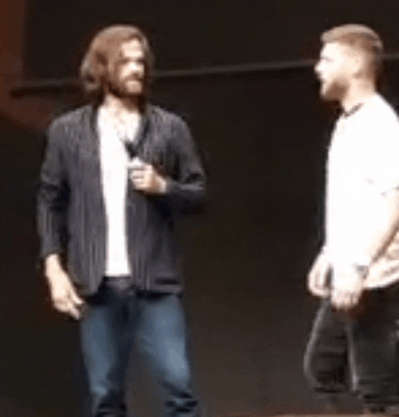 nothingidputbeforeyou:  Day 2 AHBL 10 - J2 charity auction featuring Jensen signing over Jared’s hea