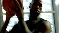 fuckyeahmiamiheatt:  LeBron Stars in Beats Commercial. (x) 