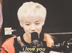 leuhans:luhan’s intro during boom youngstreet
