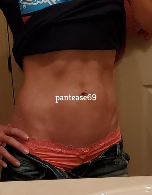 pantease69: My sexy wife really knows how to tease me