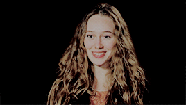 wandapng:  Make Me Choose ↳ commanderangst asked → Alycia Debnam-Carey or Dichen Lachman?
