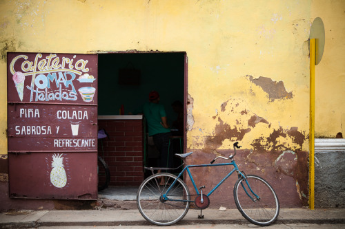 cubanstreetphotography: Trinidad, Cuba, 2013 © Jet Roderick    www.jetroderick.com