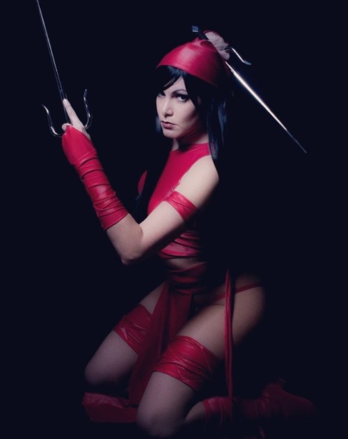 comicbookcosplayvixens:Elektra by Yuki LeFay❤❤❤❤❤❤❤❤