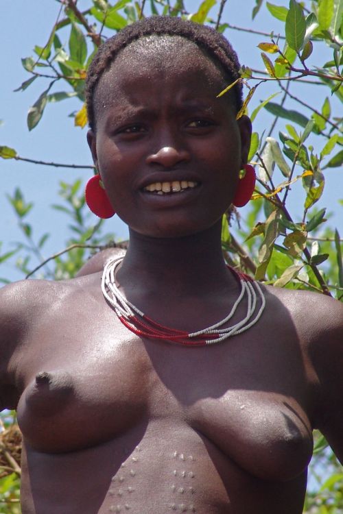 Sex Ethiopian Bodi, by Charles Roffey. pictures