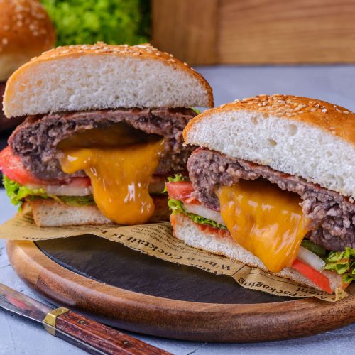 chronic-mastication: Juicy Lucy Cheeseburger Recipe 