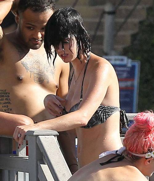 Sex cruzingratiot:  Katy Perry ass crack pictures