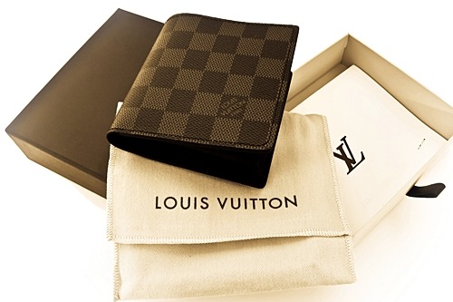 HERMES POCKET SQUARE.