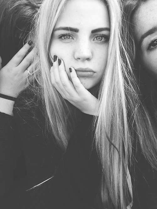 http://black-rainbowxx.tumblr.com/post/100074447683